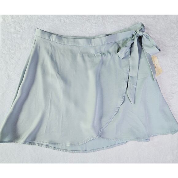 New Altar'd State Satin Wrap Mini Skirt Size Large Feminine Soft Blue Pastel - Picture 1 of 10